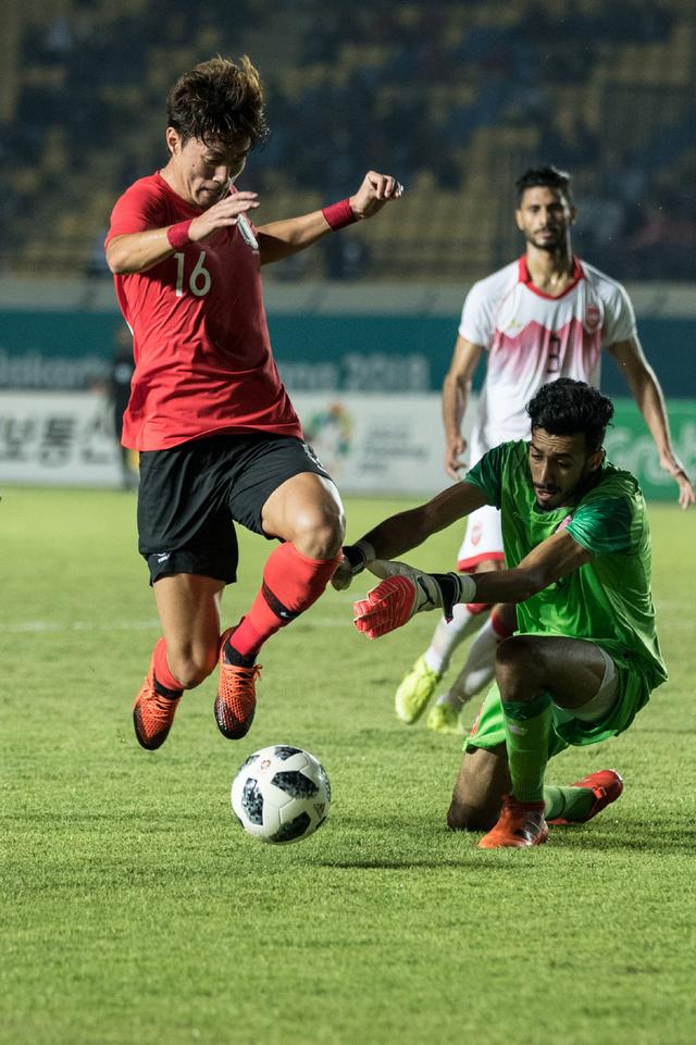 [中超]侯森出球被断 瓦科横传助攻泽卡破门