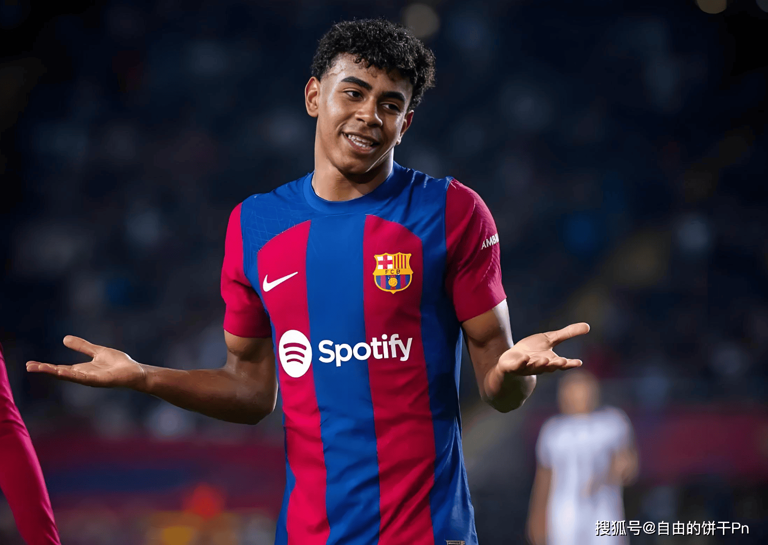 长时间玩电脑运动不足？高价奇思妙想先引体向上才能玩